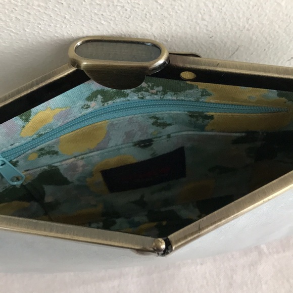 HOBO mini bag cream white leather clutch or 3 chain strap beautiful evening bag - Picture 6 of 10